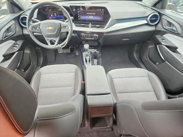KL77LHEP4SC237759 2025 CHEVROLET TRAX - Image 8