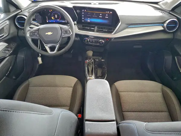 KL77LHEP4SC240239 2025 CHEVROLET TRAX - Image 8
