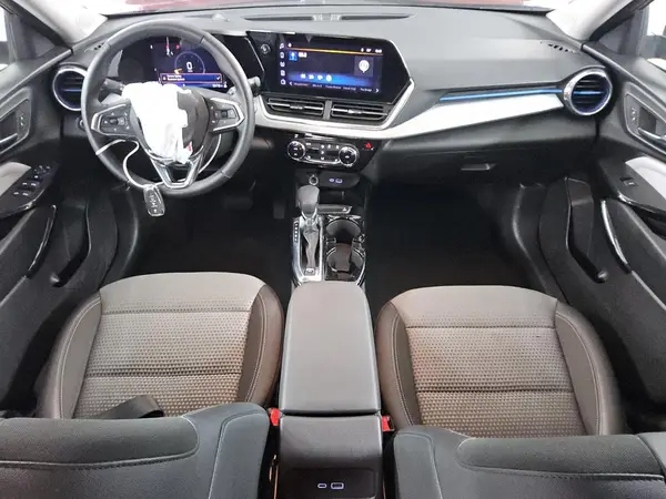 KL77LHEP4SC242296 2025 CHEVROLET TRAX - Image 8