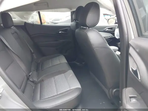 KL77LHEP4SC246722 2025 CHEVROLET TRAX - Image 8