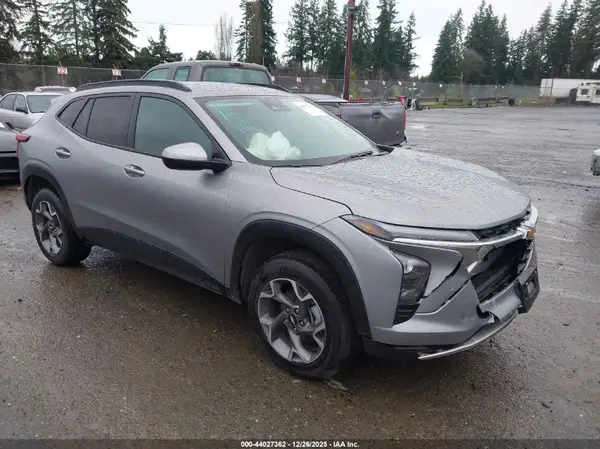 KL77LHEP4SC248969 2025 CHEVROLET TRAX - Image 1