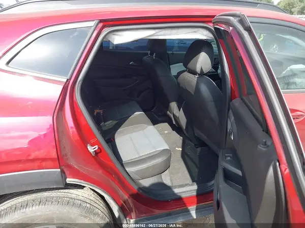 KL77LHEP4SC253010 2025 CHEVROLET TRAX - Image 8