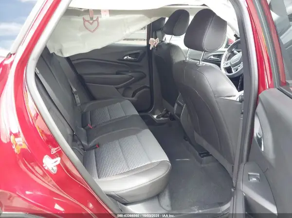 KL77LHEP4SC254755 2025 CHEVROLET TRAX - Image 8