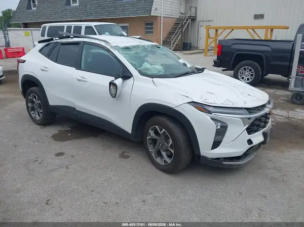 KL77LHEP4SC263634 2025 CHEVROLET TRAX - Image 1