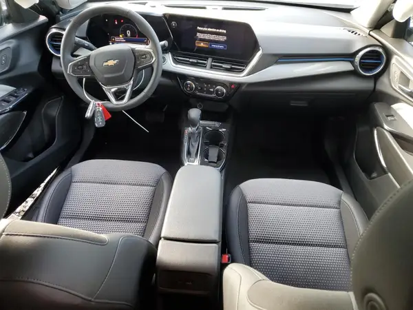 KL77LHEP4SC303114 2025 CHEVROLET TRAX - Image 8