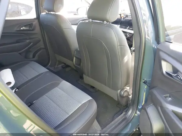 KL77LHEP4SC329700 2025 CHEVROLET TRAX - Image 8