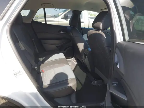 KL77LHEP4TC066545 2026 CHEVROLET TRAX - Image 8