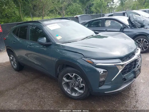 KL77LHEP4TC069252 2026 CHEVROLET TRAX - Image 1