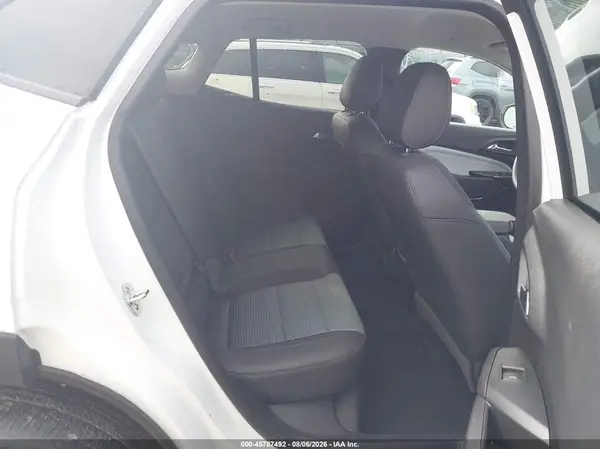 KL77LHEP4TC091879 2026 CHEVROLET TRAX - Image 8