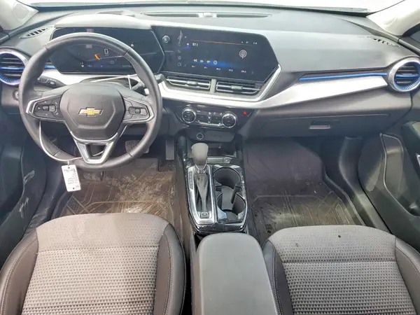 KL77LHEP5SC008779 2025 CHEVROLET TRAX - Image 8