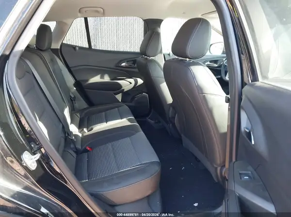 KL77LHEP5SC014775 2025 CHEVROLET TRAX - Image 8