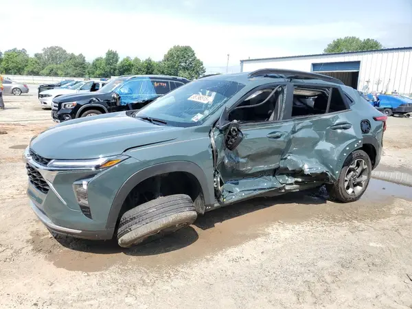 KL77LHEP5SC044875 2025 CHEVROLET TRAX - Image 1