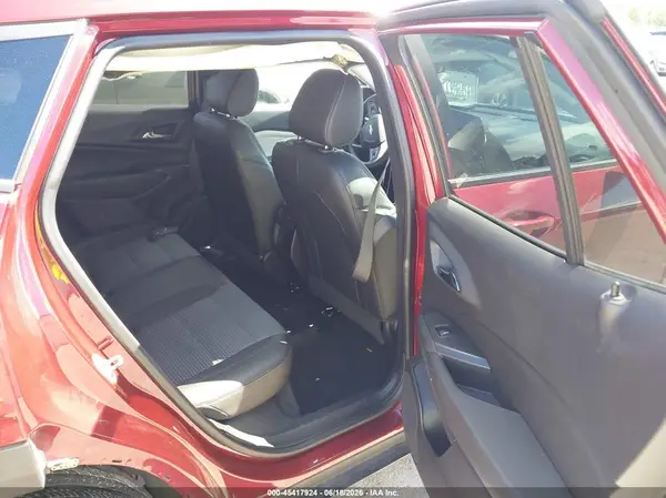 KL77LHEP5SC045105 2025 CHEVROLET TRAX - Image 8