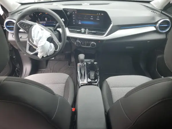 KL77LHEP5SC060591 2025 CHEVROLET TRAX - Image 8