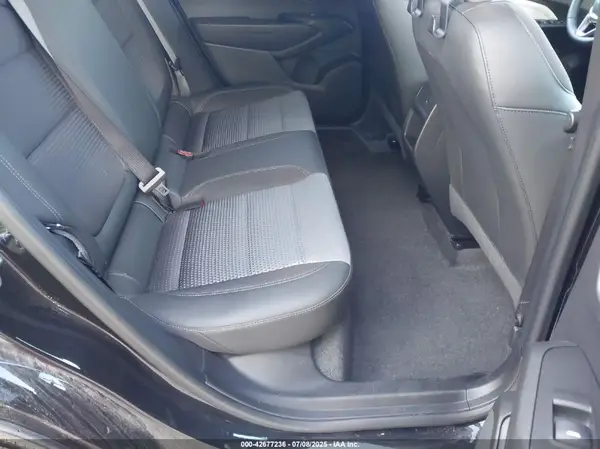 KL77LHEP5SC068495 2025 CHEVROLET TRAX - Image 8