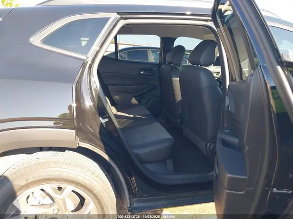 KL77LHEP5SC070165 2025 CHEVROLET TRAX - Image 8