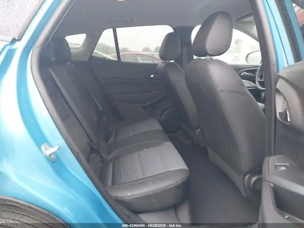KL77LHEP5SC108803 2025 CHEVROLET TRAX - Image 8