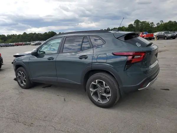 KL77LHEP5SC113306 2025 CHEVROLET TRAX - Image 2