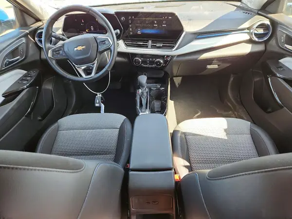 KL77LHEP5SC137654 2025 CHEVROLET TRAX - Image 8