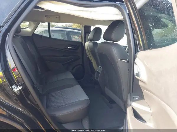 KL77LHEP5SC139775 2025 CHEVROLET TRAX - Image 8