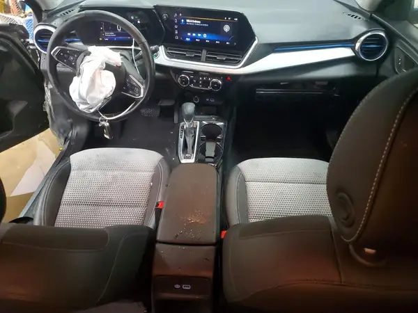 KL77LHEP5SC155247 2025 CHEVROLET TRAX - Image 8