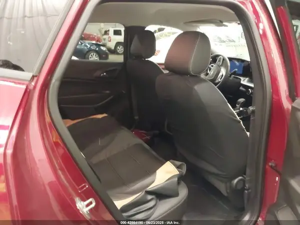 KL77LHEP5SC158343 2025 CHEVROLET TRAX - Image 8