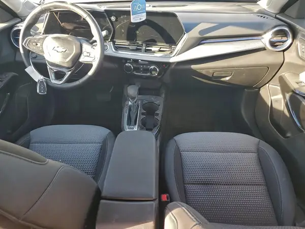 KL77LHEP5SC158391 2025 CHEVROLET TRAX - Image 8