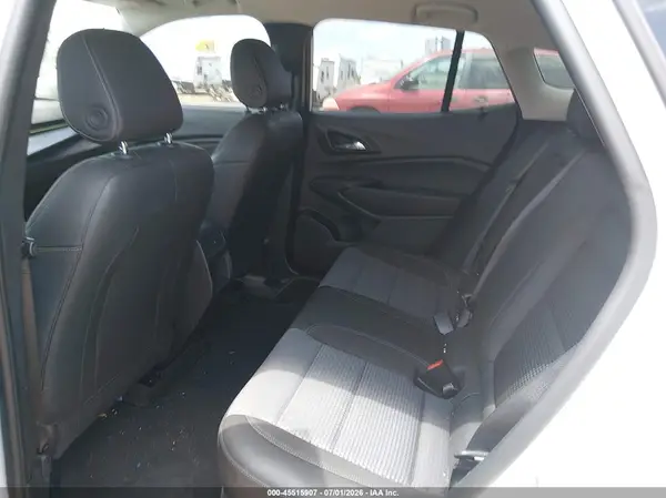 KL77LHEP5SC183453 2025 CHEVROLET TRAX - Image 8