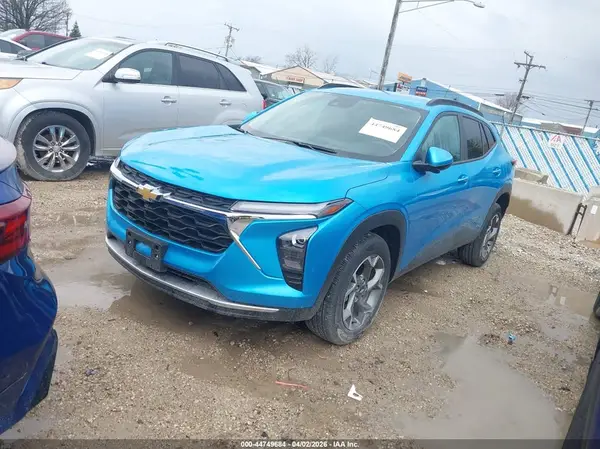KL77LHEP5SC209551 2025 CHEVROLET TRAX - Image 2