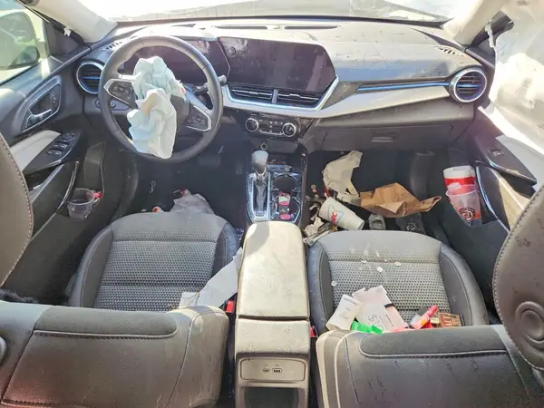 KL77LHEP5SC216080 2025 CHEVROLET TRAX - Image 8