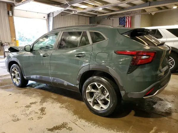 KL77LHEP5SC217455 2025 CHEVROLET TRAX - Image 2
