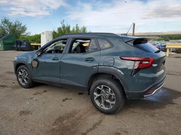 KL77LHEP5SC218525 2025 CHEVROLET TRAX - Image 2
