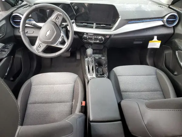 KL77LHEP5SC218525 2025 CHEVROLET TRAX - Image 8