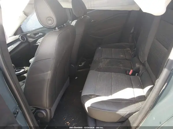 KL77LHEP5SC228147 2025 CHEVROLET TRAX - Image 8