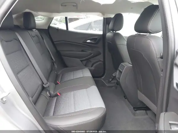 KL77LHEP5SC232537 2025 CHEVROLET TRAX - Image 8