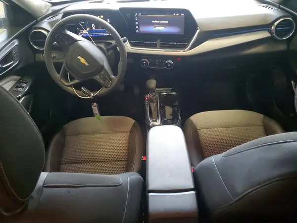 KL77LHEP5SC235602 2025 CHEVROLET TRAX - Image 8