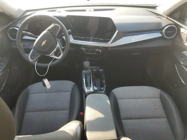 KL77LHEP5SC241206 2025 CHEVROLET TRAX - Image 8