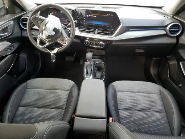 KL77LHEP5SC248530 2025 CHEVROLET TRAX - Image 8