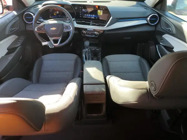 KL77LHEP5SC251301 2025 CHEVROLET TRAX - Image 8