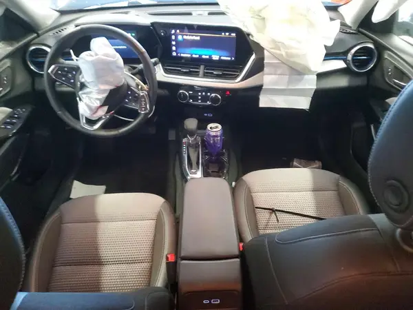 KL77LHEP5SC255476 2025 CHEVROLET TRAX - Image 8