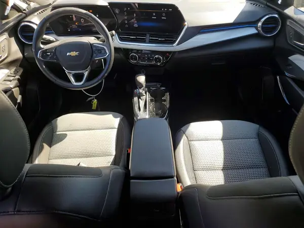 KL77LHEP5SC256286 2025 CHEVROLET TRAX - Image 8