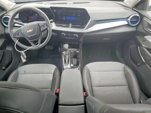 KL77LHEP5SC266414 2025 CHEVROLET TRAX - Image 8