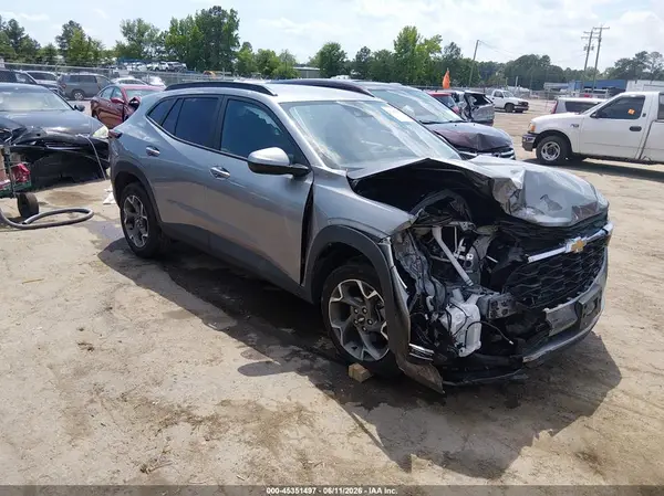 KL77LHEP5SC269099 2025 CHEVROLET TRAX - Image 1