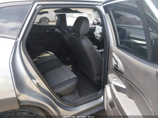 KL77LHEP5SC269099 2025 CHEVROLET TRAX - Image 8