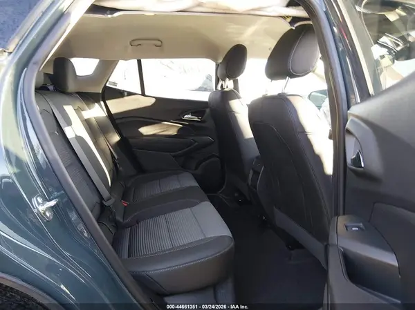 KL77LHEP5SC297372 2025 CHEVROLET TRAX - Image 8