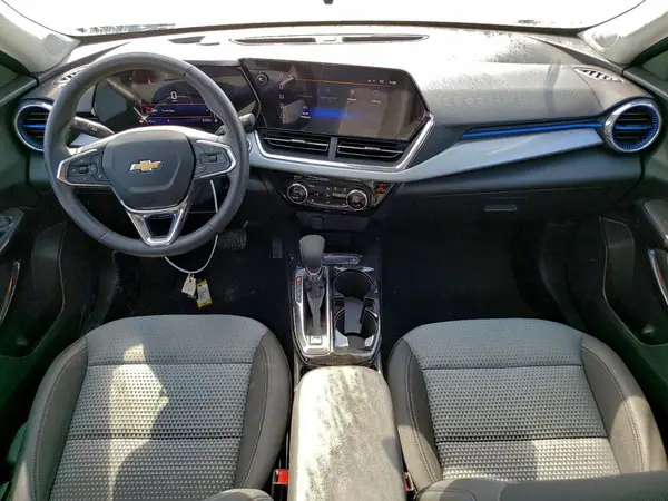 KL77LHEP5SC320679 2025 CHEVROLET TRAX - Image 8
