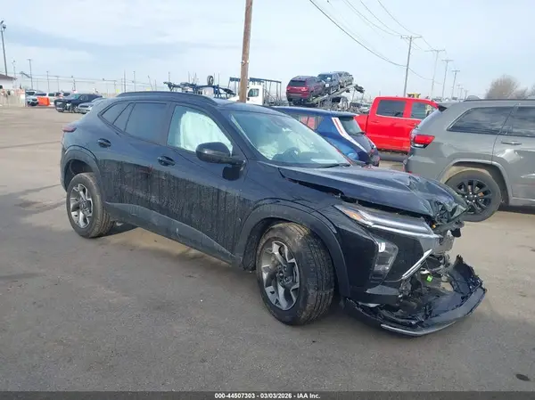 KL77LHEP5SC337918 2025 CHEVROLET TRAX - Image 1