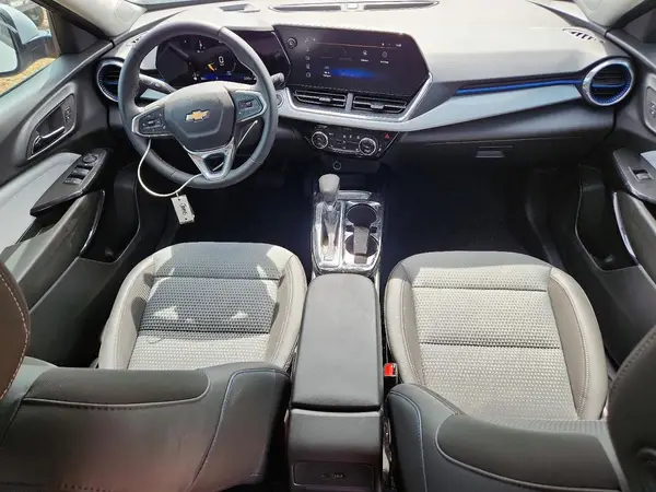 KL77LHEP5TC016270 2026 CHEVROLET TRAX - Image 8