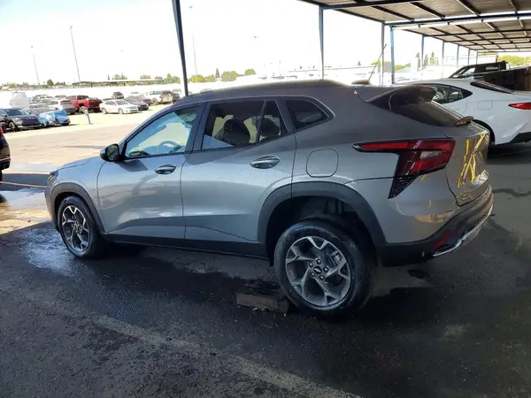 KL77LHEP5TC189500 2026 CHEVROLET TRAX - Image 2