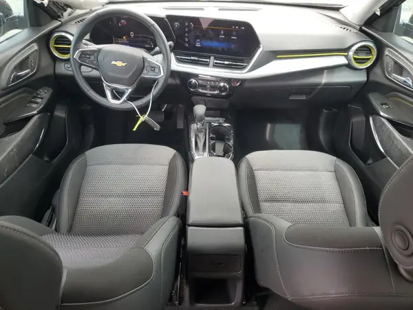 KL77LHEP6SC017989 2025 CHEVROLET TRAX - Image 8